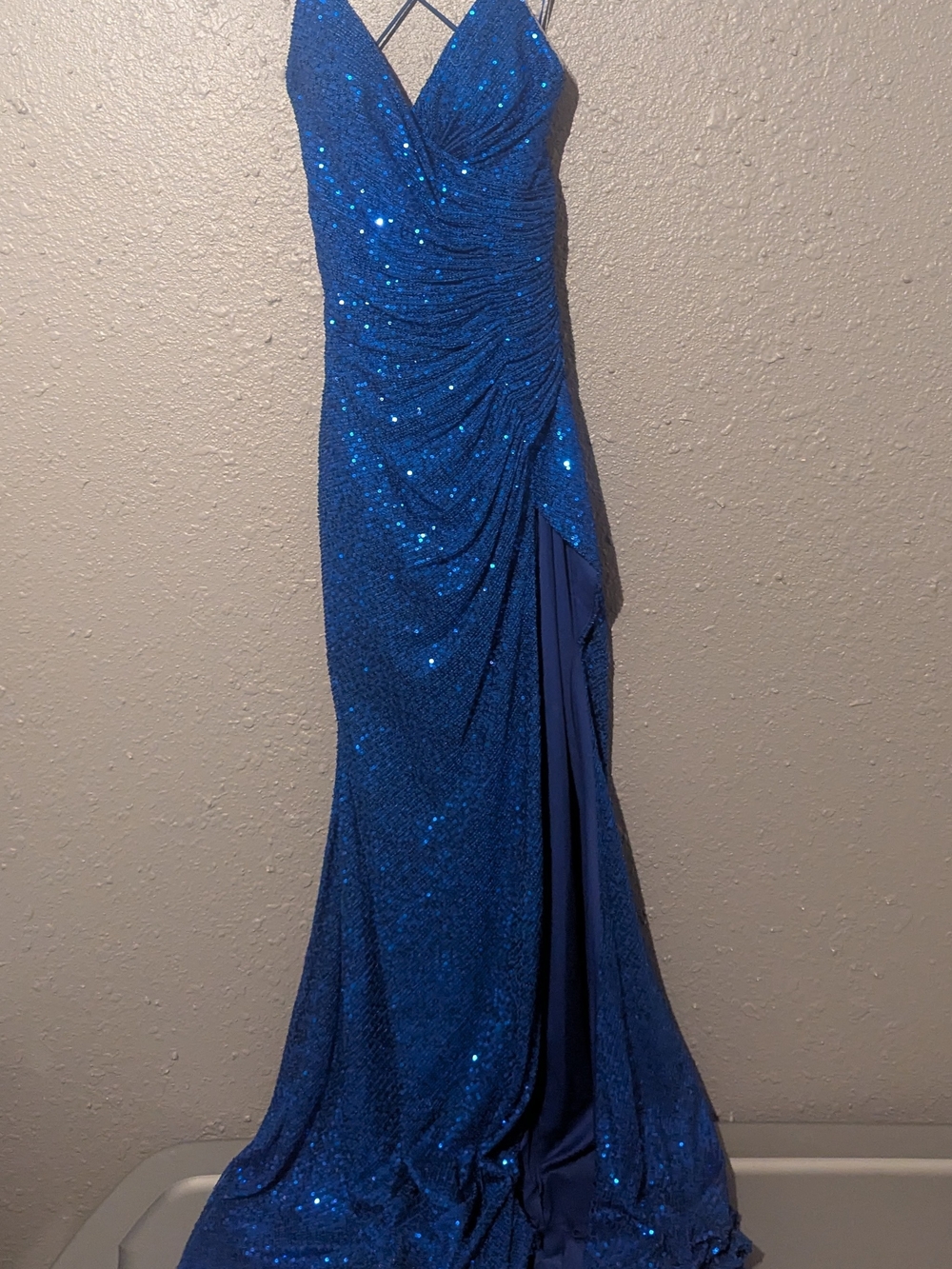 Sz 2 Elegant Blue Sequin Evening/Prom Gown
